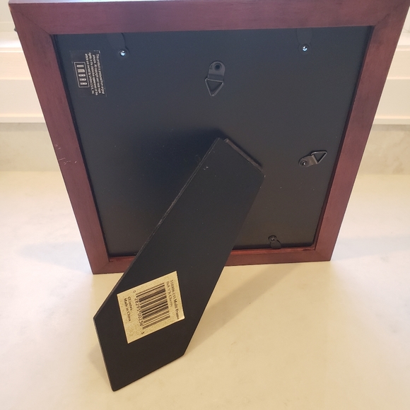 Umbra cherry wood picture frame that can be hung or stood up, fits 5 pictures - Picture 3 of 6